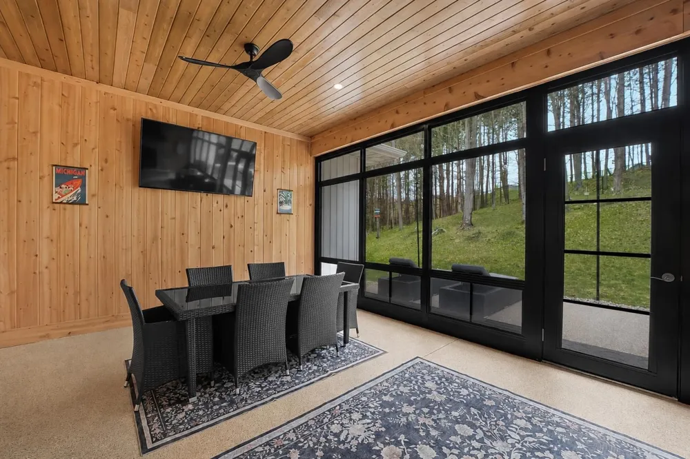 3992 Hidden Hills Court Peninsula Township, MI 49686