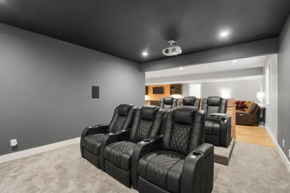 3992 Hidden Hills Court Peninsula Township, MI 49686