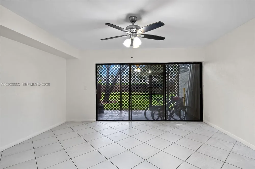 4241 SW 71st Way #4241 Davie, FL 33314