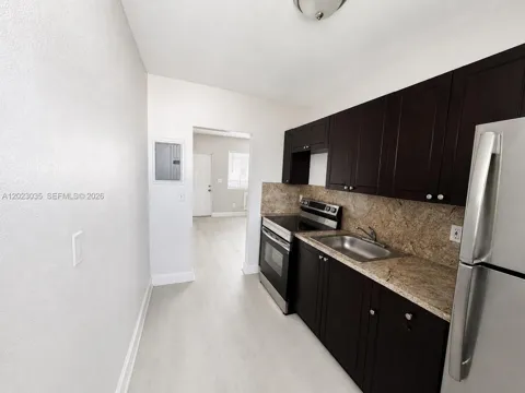 1920 Washington Ave #5