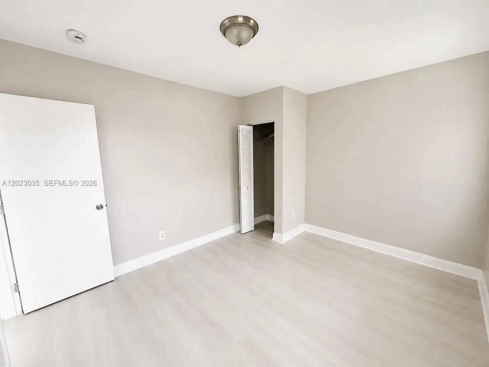 1920 Washington Ave #5 Opa-Locka, FL 33054