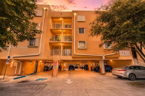 814 NW 36th Ave #302