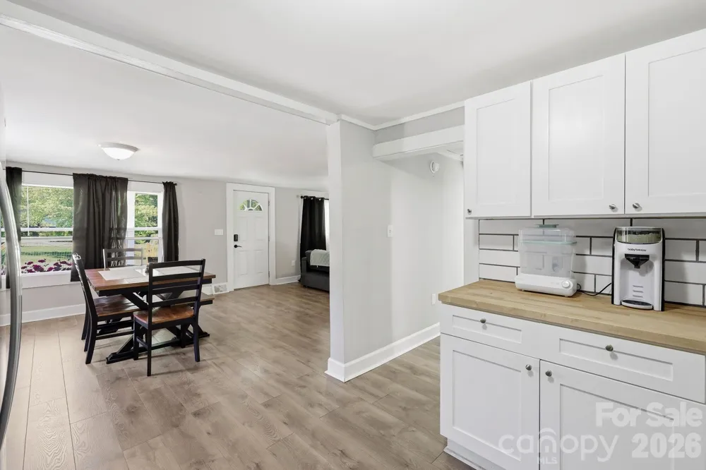 197 Mulberry Street Clyde, NC 28721