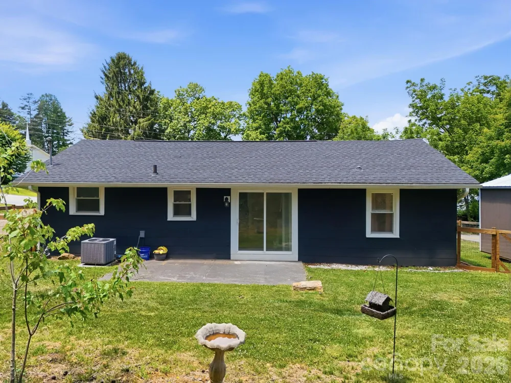 197 Mulberry Street Clyde, NC 28721
