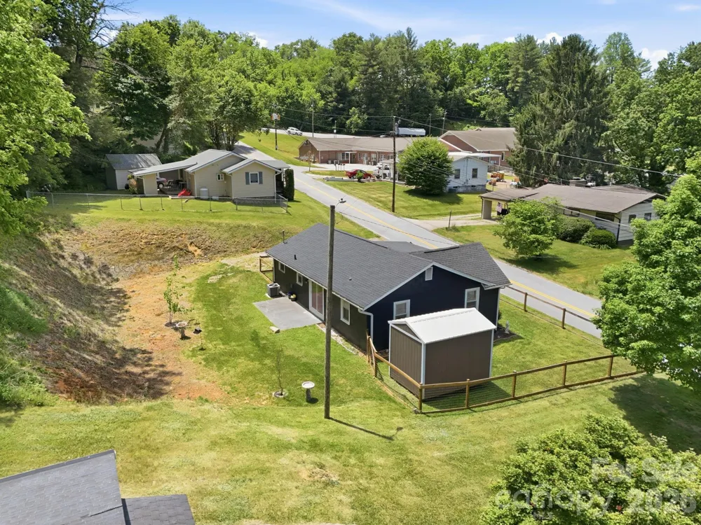 197 Mulberry Street Clyde, NC 28721