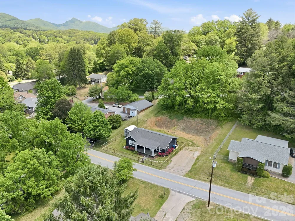 197 Mulberry Street Clyde, NC 28721