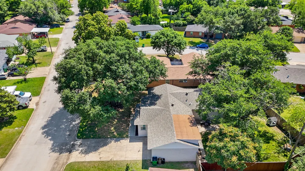 2125 Elton Road Haltom City, TX 76117