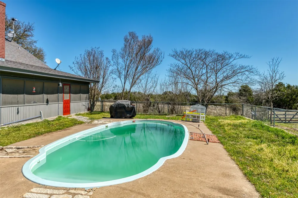 1208 Private Road 1399 Dublin, TX 76446