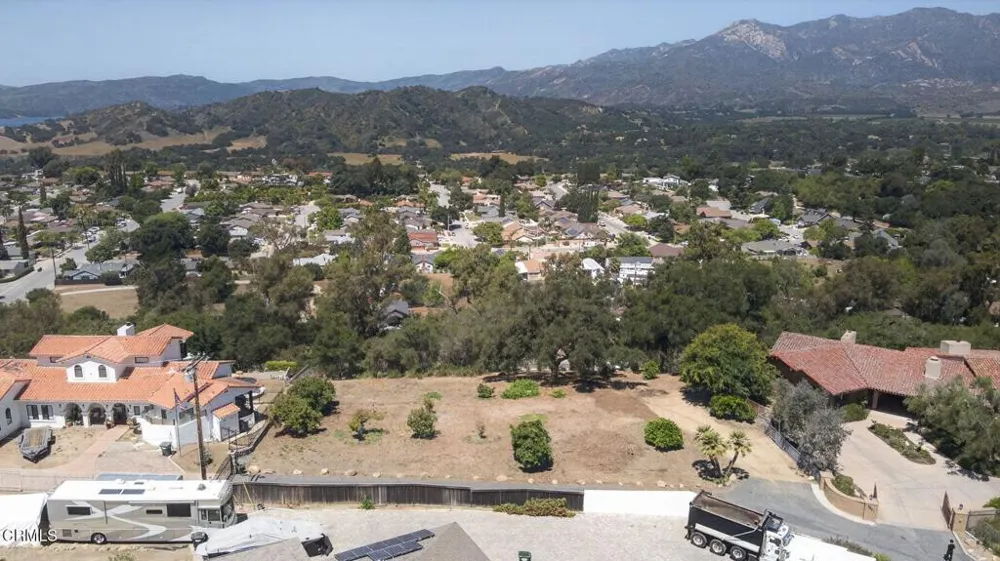 Valley Meadow Court Oak View, CA 93022