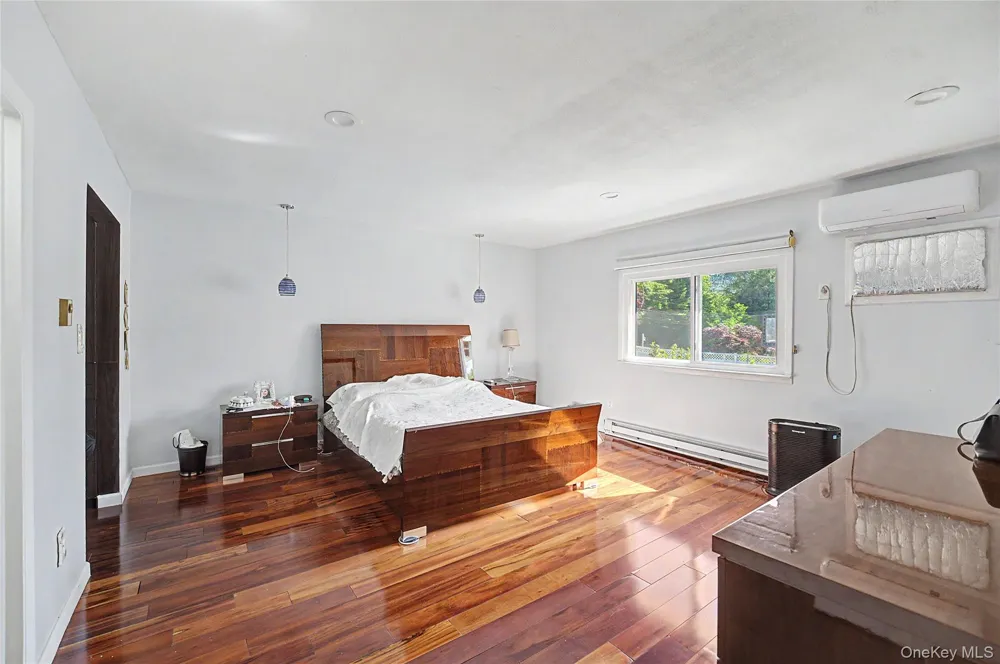 173 Marginal Road Jericho, NY 11753