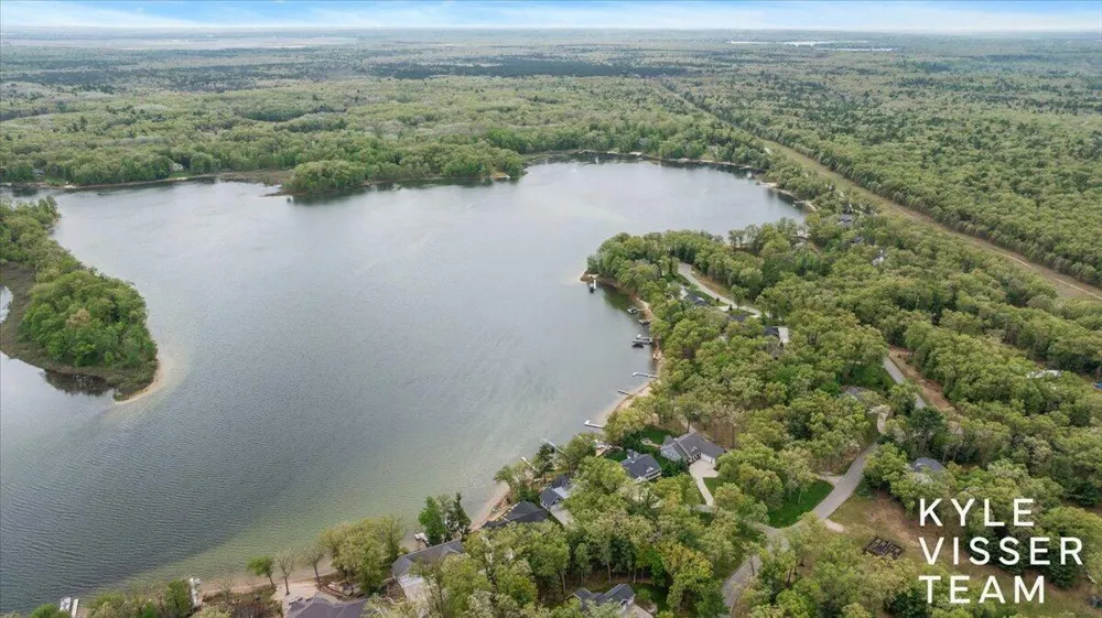 5109 E Manitou Way Newaygo, MI 49337