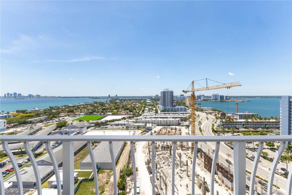 7601 E Treasure Dr #2001 North Bay Village, FL 33141