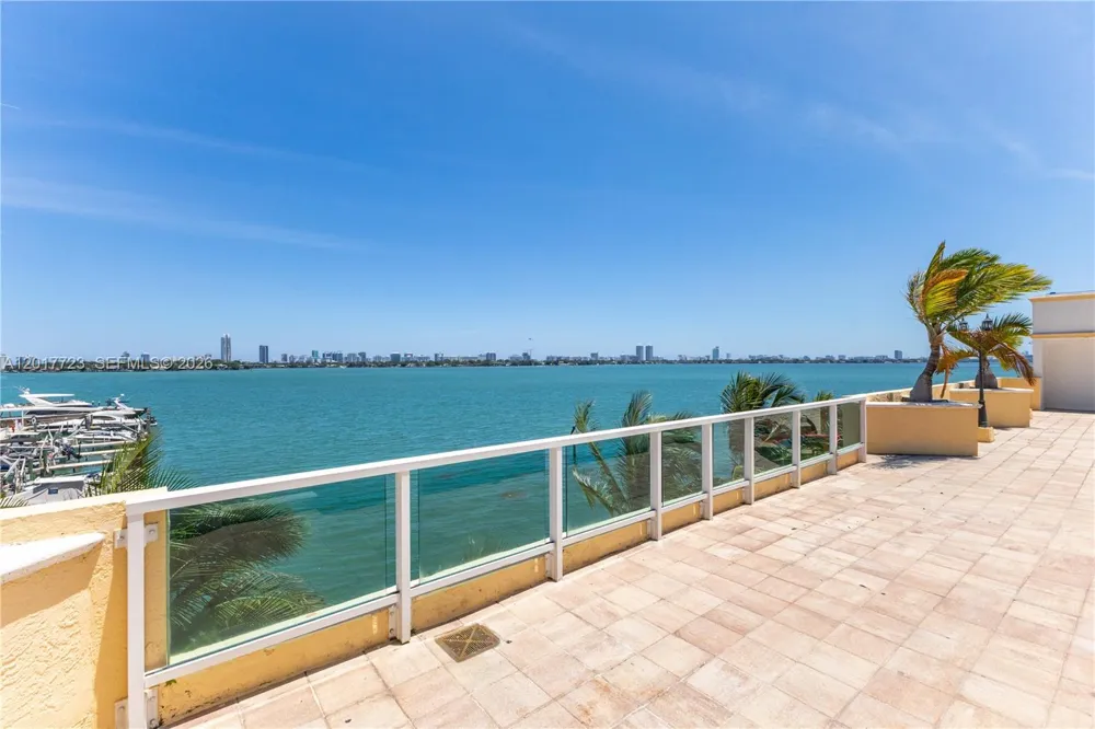7601 E Treasure Dr #2001 North Bay Village, FL 33141