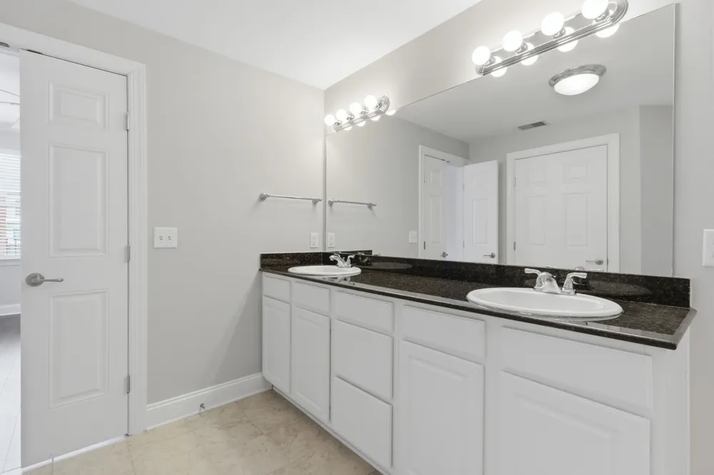 3201 Aspen Grove Dr #M5 Franklin, TN 37067