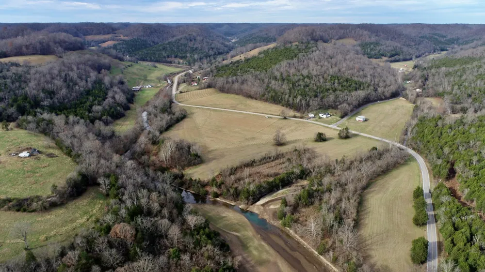 939 Wartrace Hwy Pleasant Shade, TN 37145