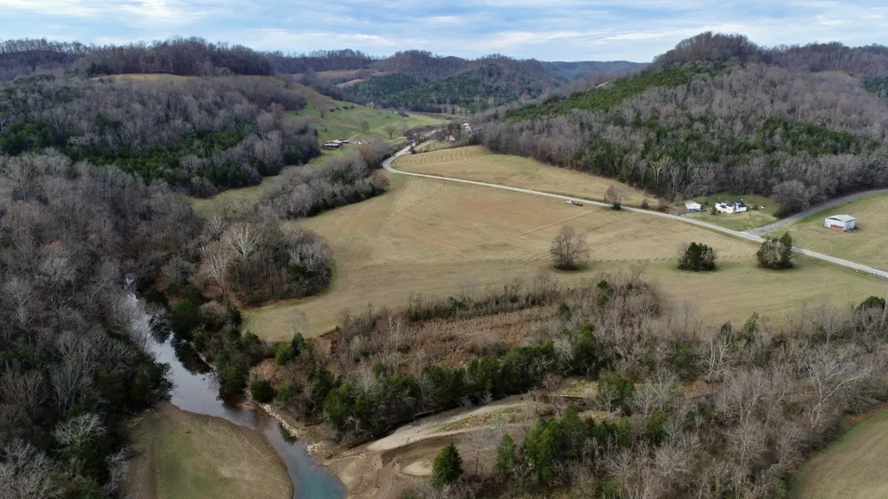 939 Wartrace Hwy Pleasant Shade, TN 37145