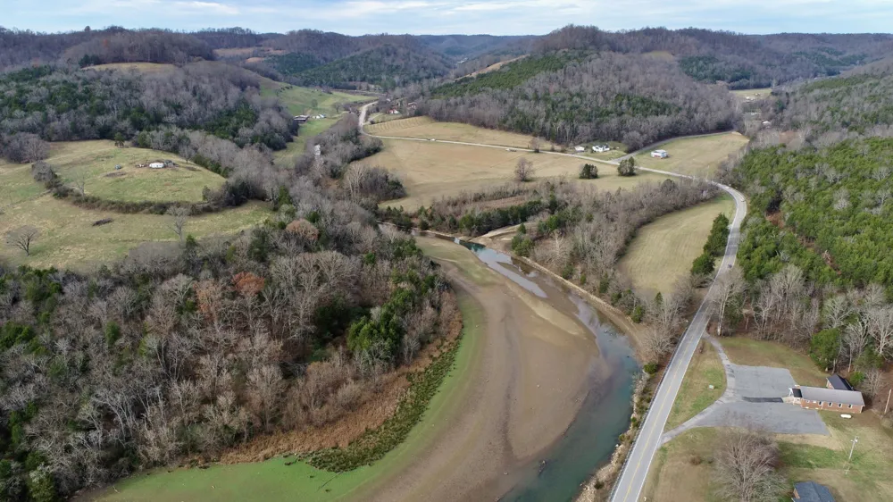 939 Wartrace Hwy Pleasant Shade, TN 37145