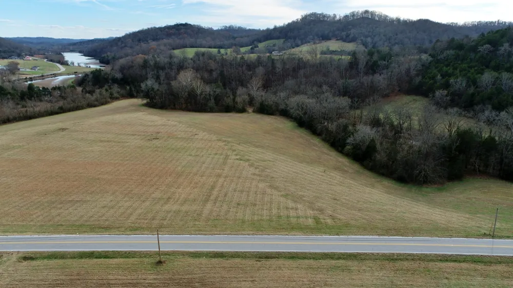 939 Wartrace Hwy Pleasant Shade, TN 37145