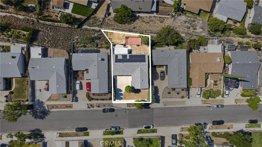 19820 Merryhill Canyon Country, CA 91351