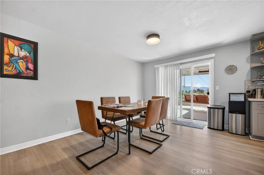 19820 Merryhill Canyon Country, CA 91351