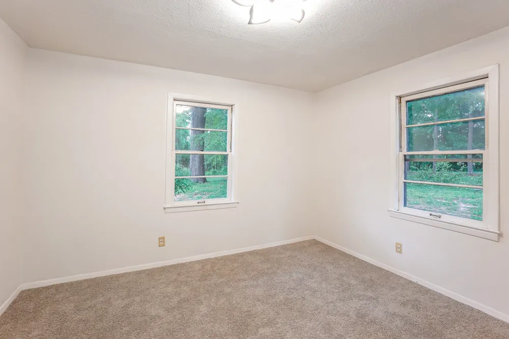 231 Foston Chapel Rd Hopkinsville, KY 42240
