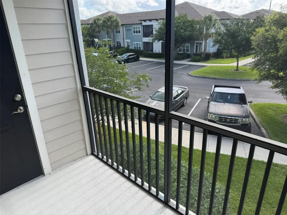 2420 ANN ROU ROAD #201 Tavares, FL 32778
