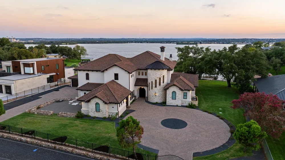 2510 Belaire East Lane Granite Shoals, TX 78654