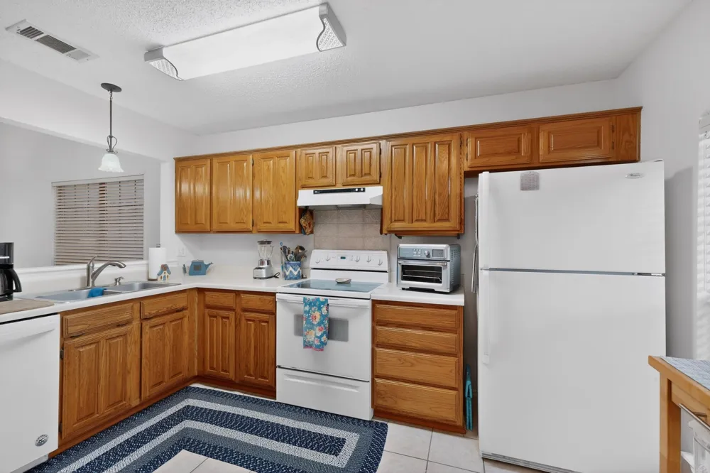 1917 Village Creek Drive Garland, TX 75040