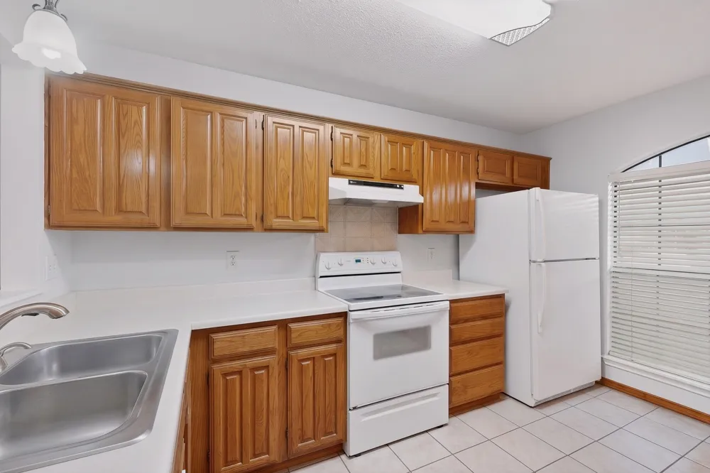 1917 Village Creek Drive Garland, TX 75040