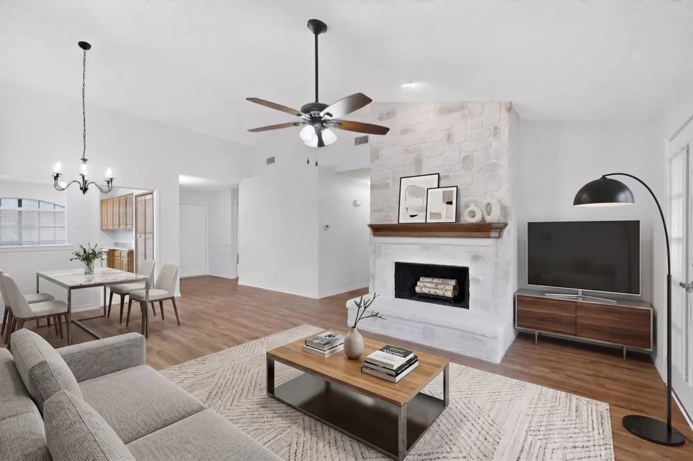 1917 Village Creek Drive Garland, TX 75040