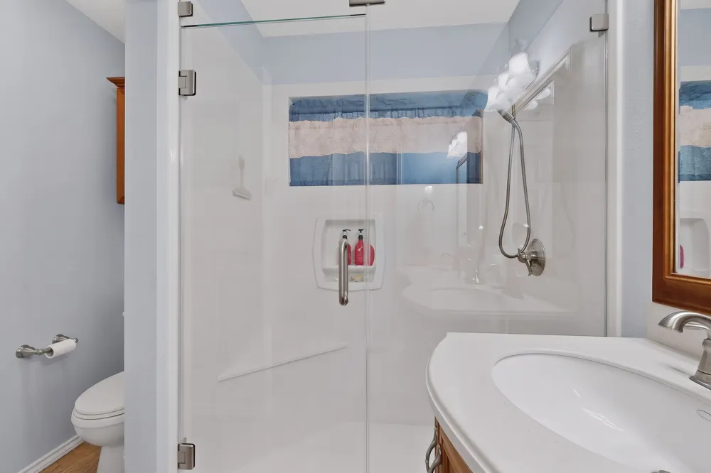 1917 Village Creek Drive Garland, TX 75040