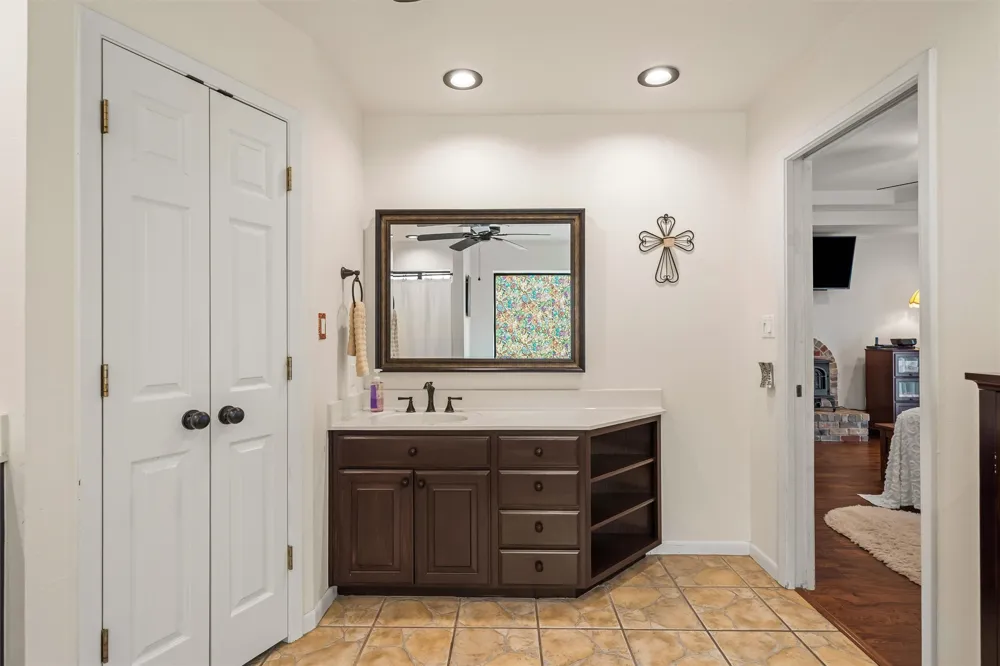442 Greenbriar Trail Holly Lake Ranch, TX 75765