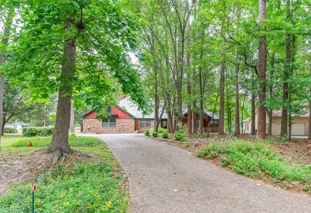 442 Greenbriar Trail Holly Lake Ranch, TX 75765