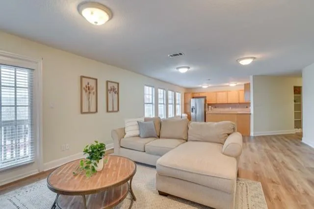 605 6 STREET #D Kemah, TX 77565