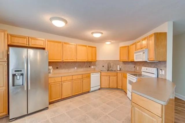 605 6 STREET #D Kemah, TX 77565