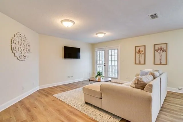 605 6 STREET #D Kemah, TX 77565