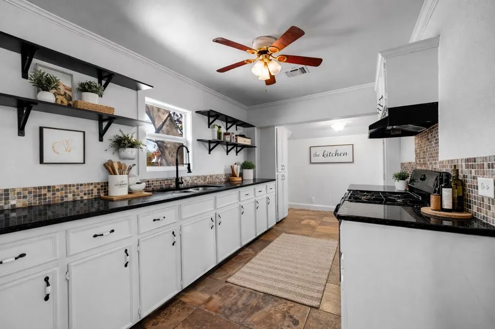 1106 W Rusk St Street Jacksonville, TX 75766