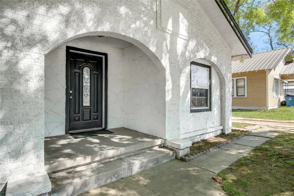 1106 W Rusk St Street Jacksonville, TX 75766
