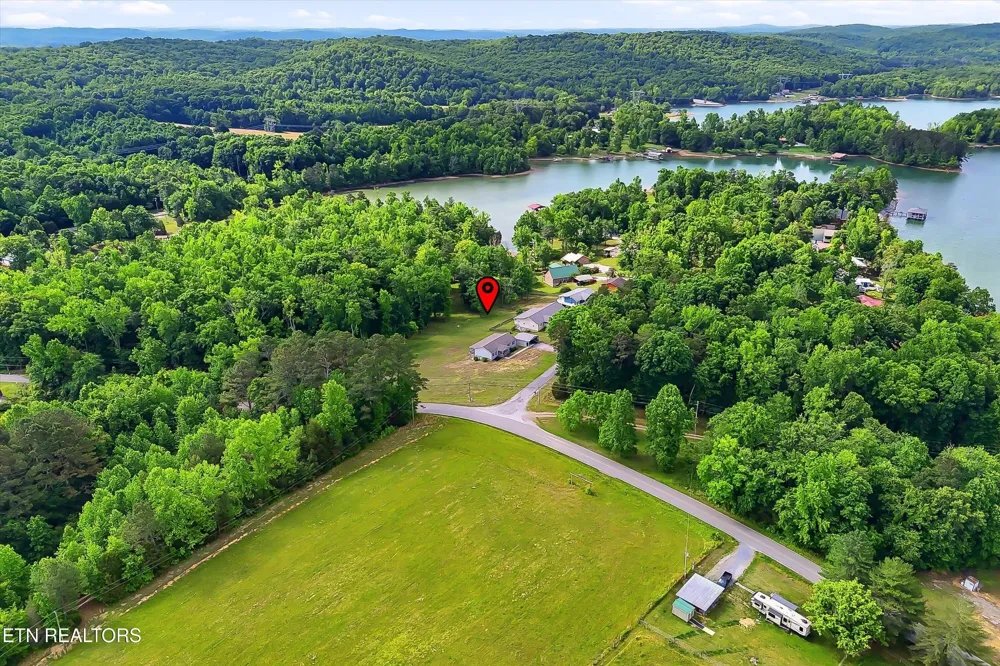 105 Cottage Drive Ten Mile, TN 37880
