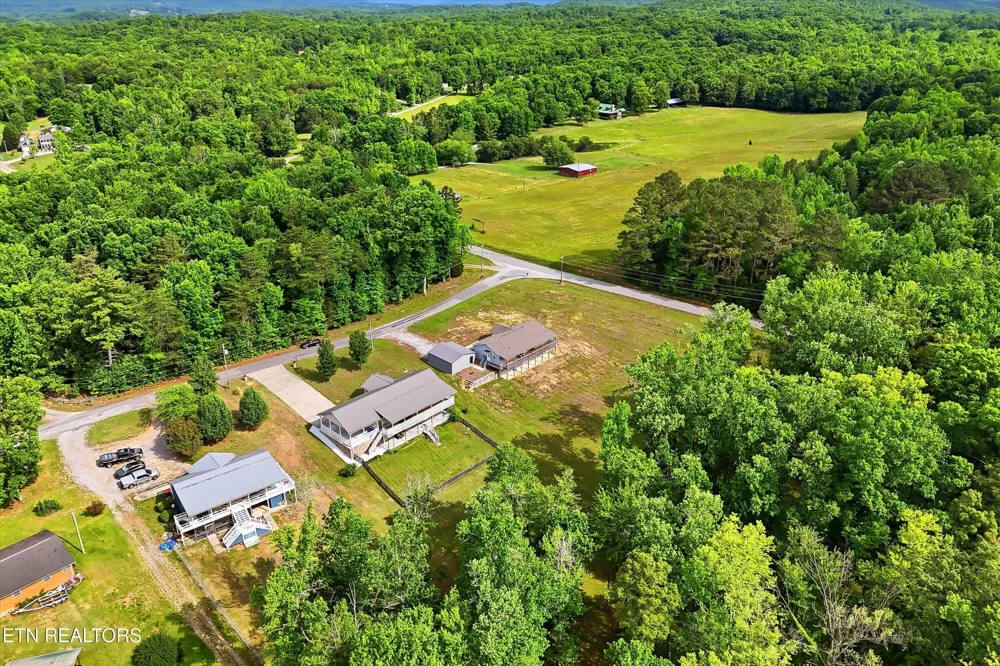 105 Cottage Drive Ten Mile, TN 37880