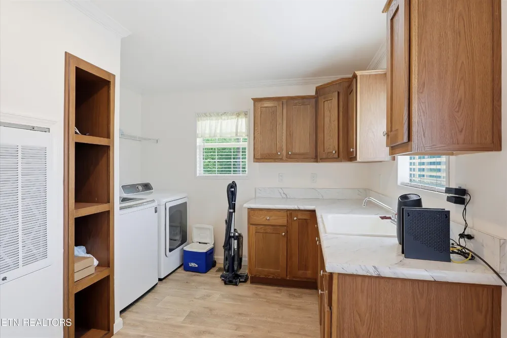105 Cottage Drive Ten Mile, TN 37880