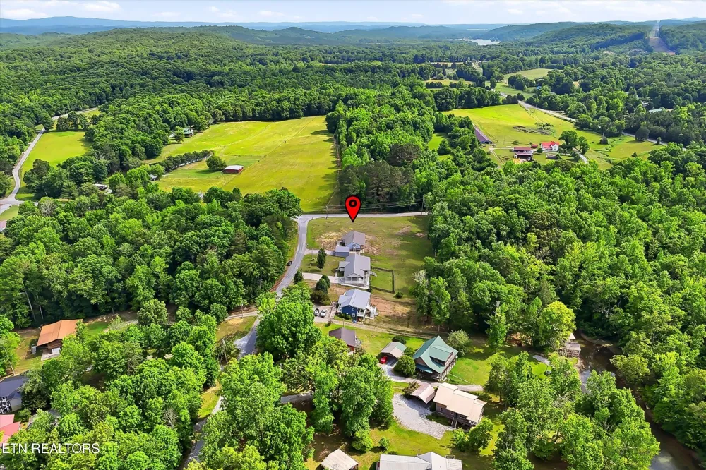 105 Cottage Drive Ten Mile, TN 37880