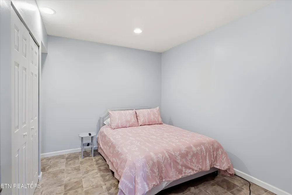 105 Cottage Drive Ten Mile, TN 37880
