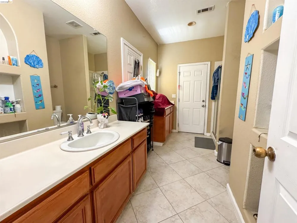 505 Tuscany Ct Patterson, CA 95363