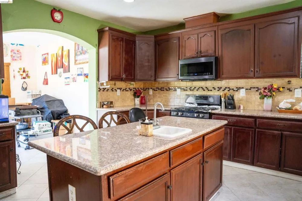 505 Tuscany Ct Patterson, CA 95363