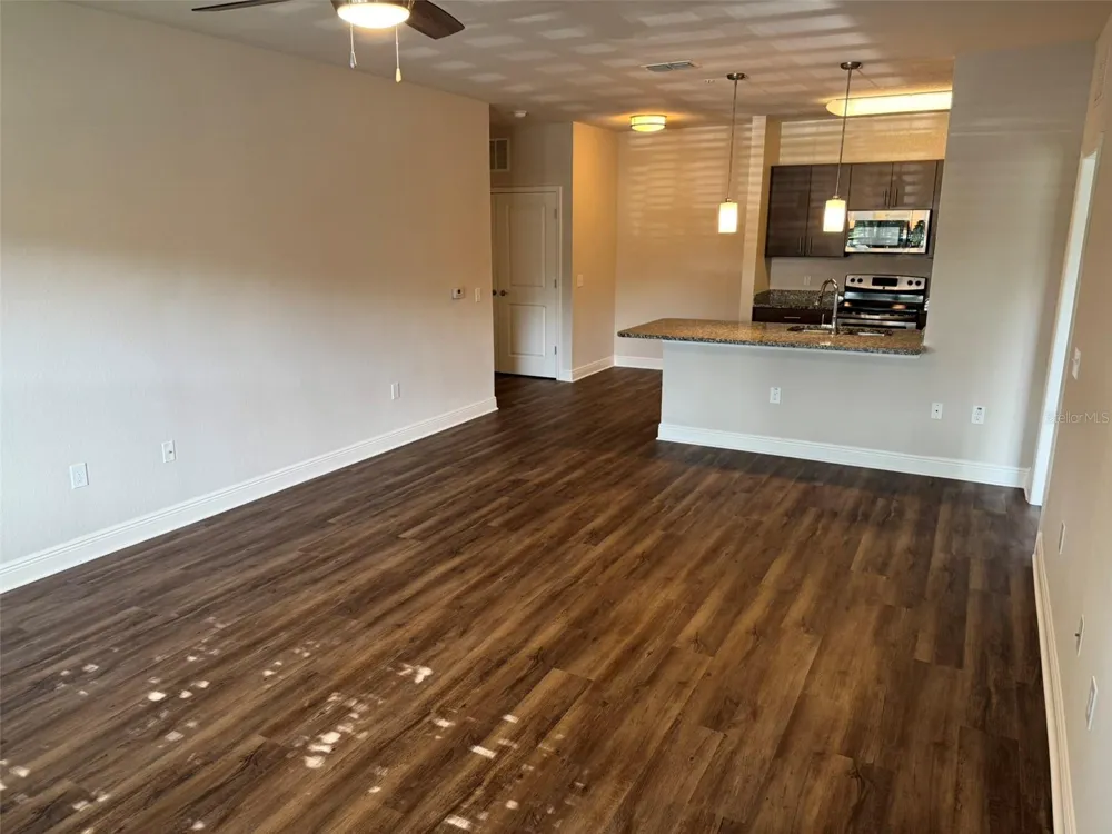 2460 ANN ROU ROAD #606 Tavares, FL 32778