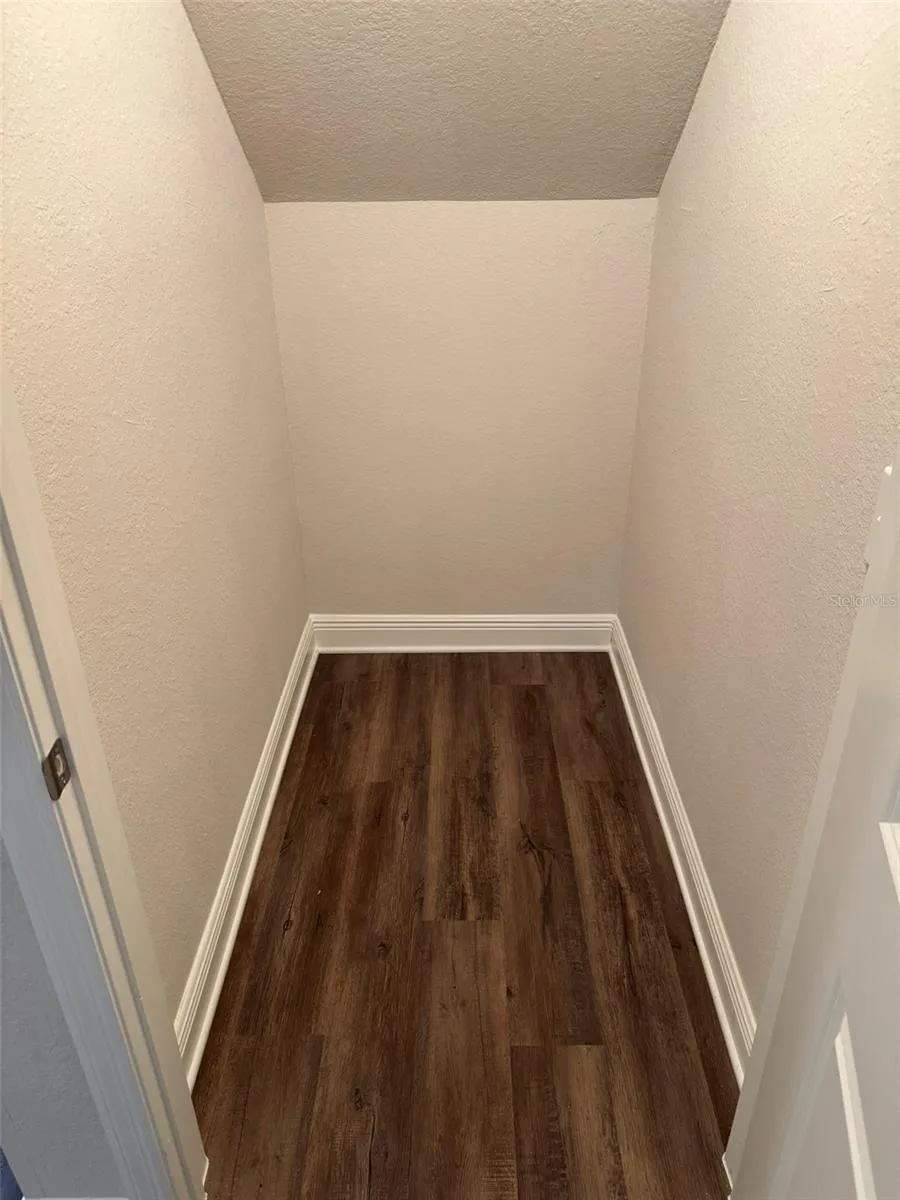 2460 ANN ROU ROAD #606 Tavares, FL 32778
