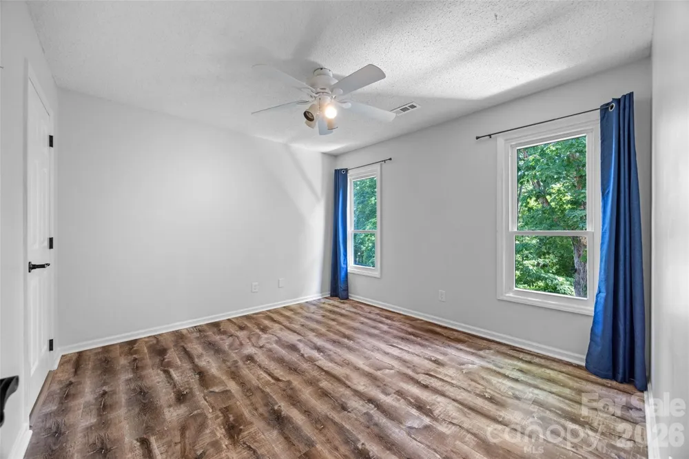 7057 Mariners Court Tega Cay, SC 29708