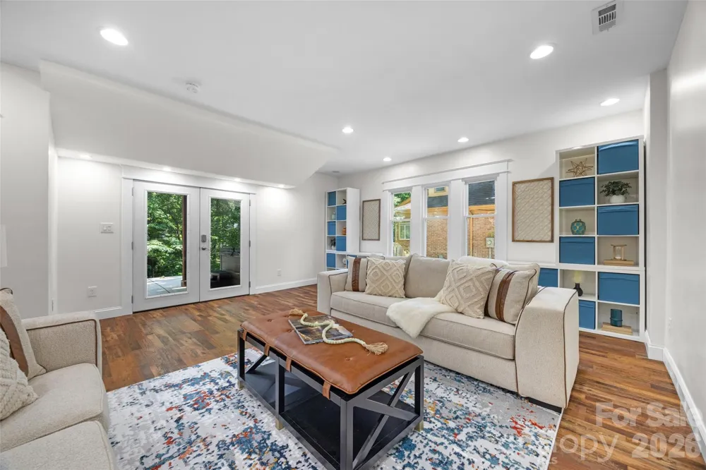 7057 Mariners Court Tega Cay, SC 29708