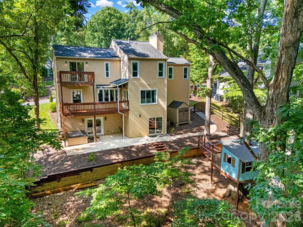 7057 Mariners Court Tega Cay, SC 29708